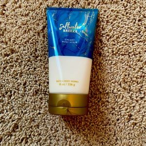 ***** 2/14****. Salt water breeze body scrub nwot